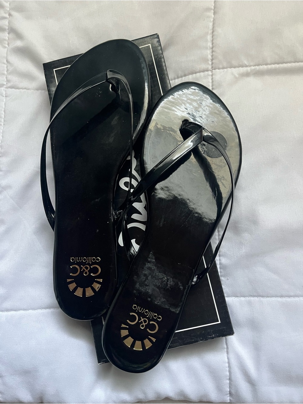 C&C California Black Glossy Jelly Flip Flop Sandals